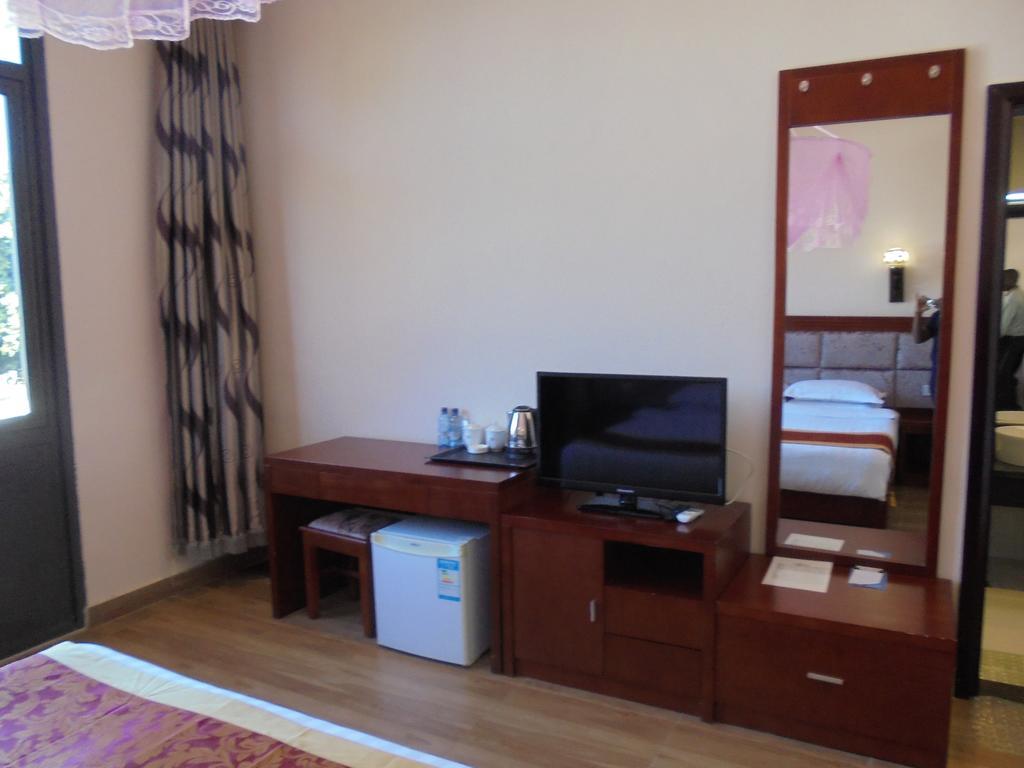 Golden Chopsticks Hotel Ливингстон Экстерьер фото