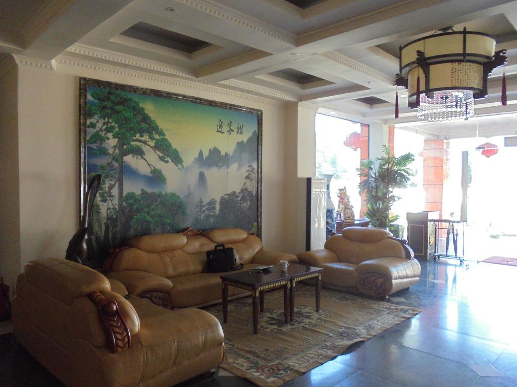 Golden Chopsticks Hotel Ливингстон Экстерьер фото