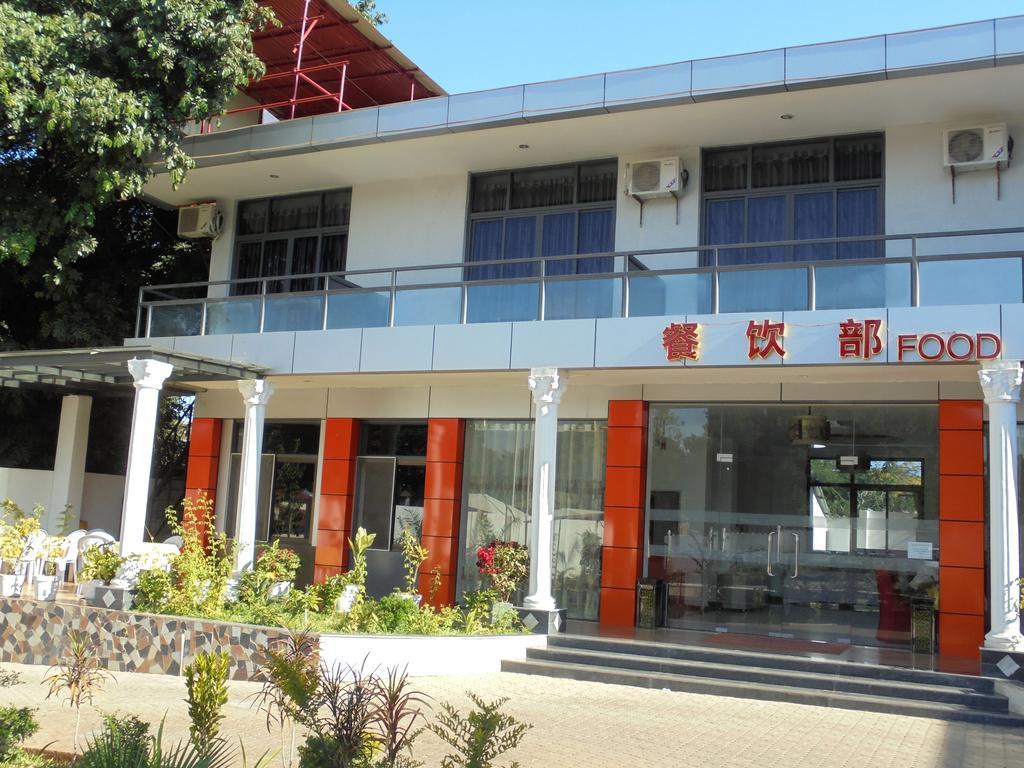 Golden Chopsticks Hotel Ливингстон Экстерьер фото