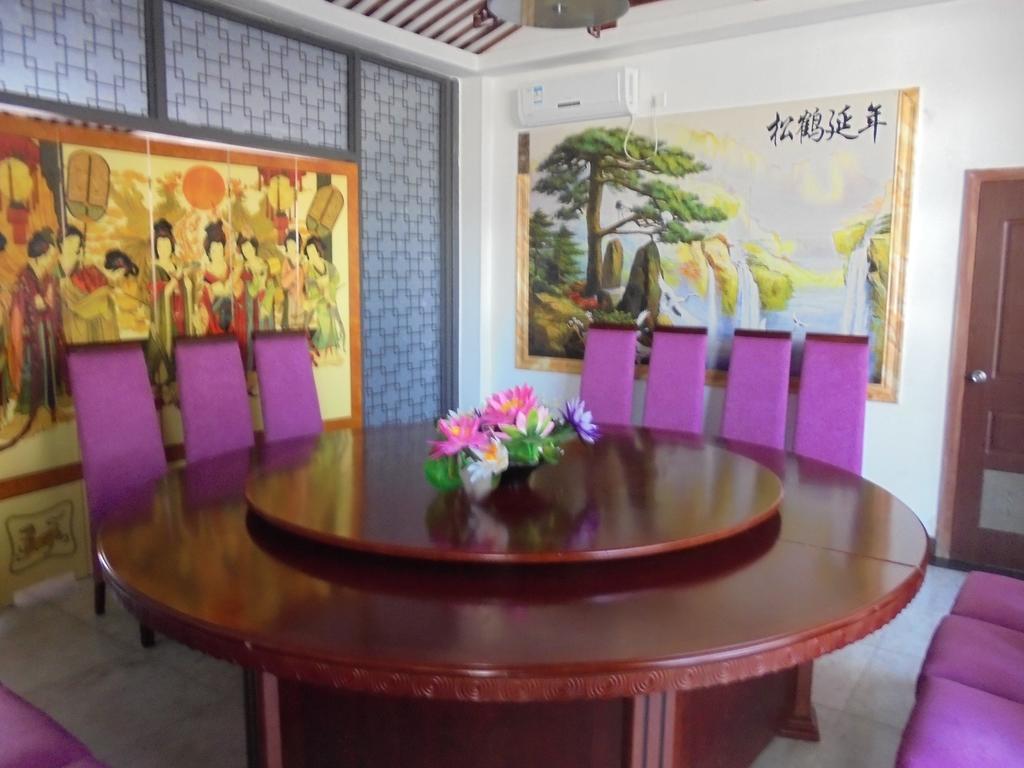 Golden Chopsticks Hotel Ливингстон Экстерьер фото
