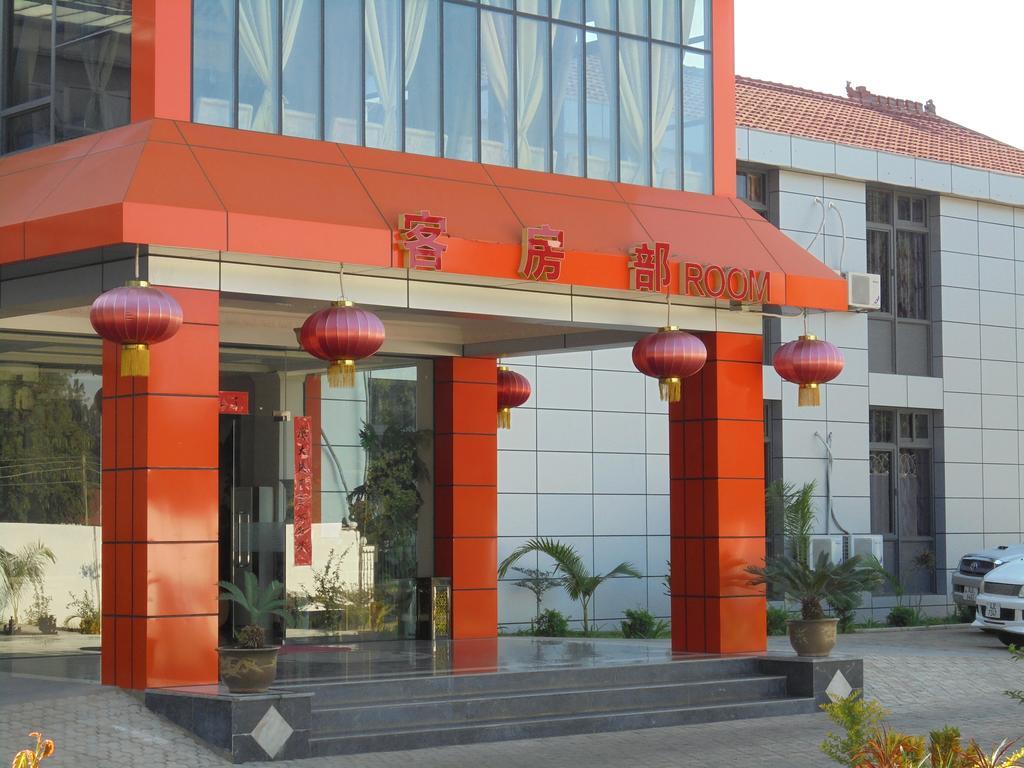 Golden Chopsticks Hotel Ливингстон Экстерьер фото