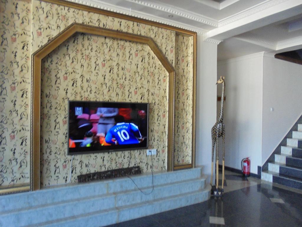 Golden Chopsticks Hotel Ливингстон Экстерьер фото